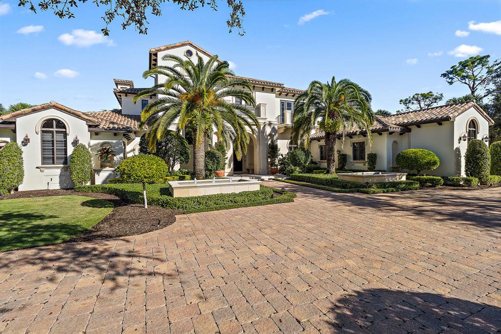 BEARS CLUB - Residential