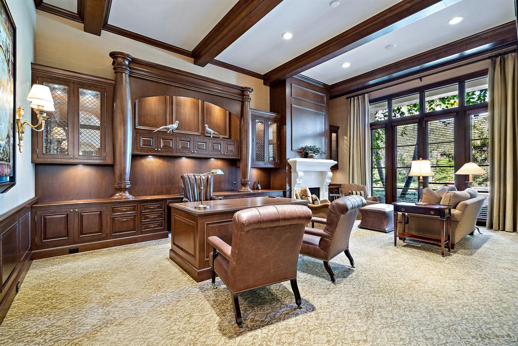 BEARS CLUB - Residential