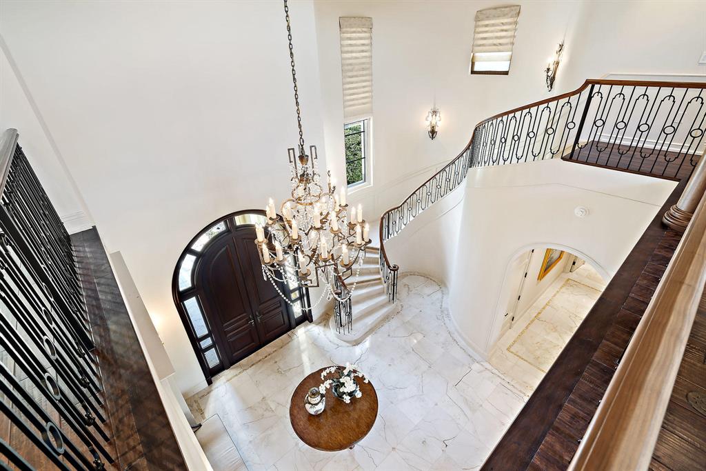 BEARS CLUB - Residential