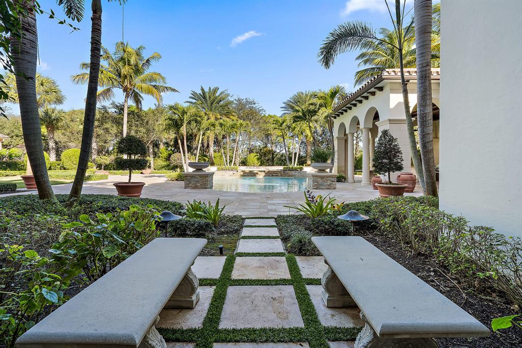 BEARS CLUB - Residential