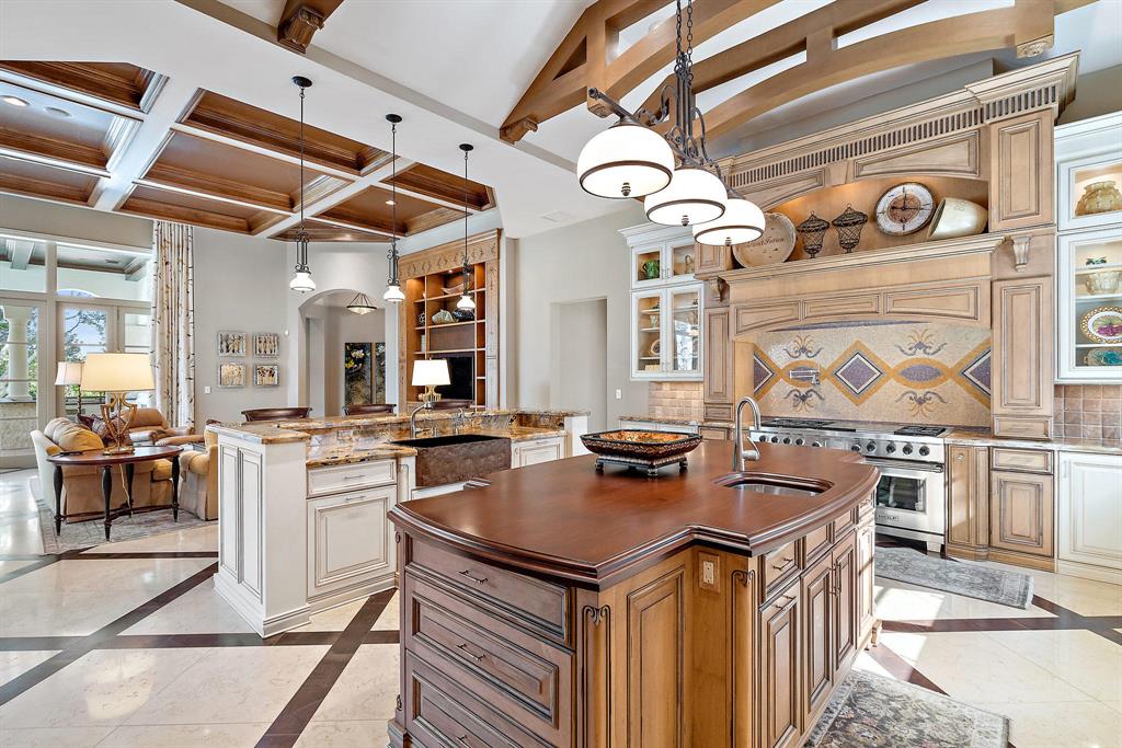 BEARS CLUB - Residential