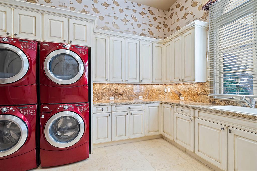 BEARS CLUB - Residential