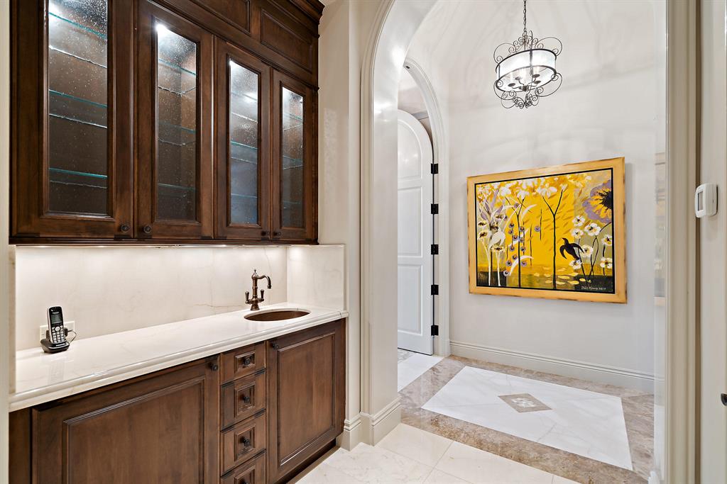 BEARS CLUB - Residential