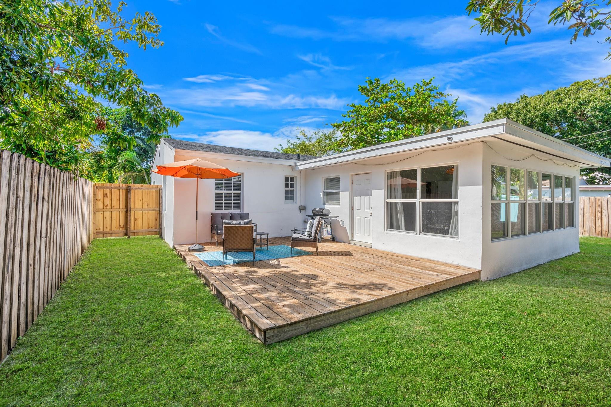 SOUTH MIDDLE RIVER - Residential