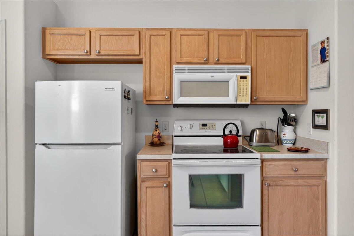 Hammock Lakes - Residential