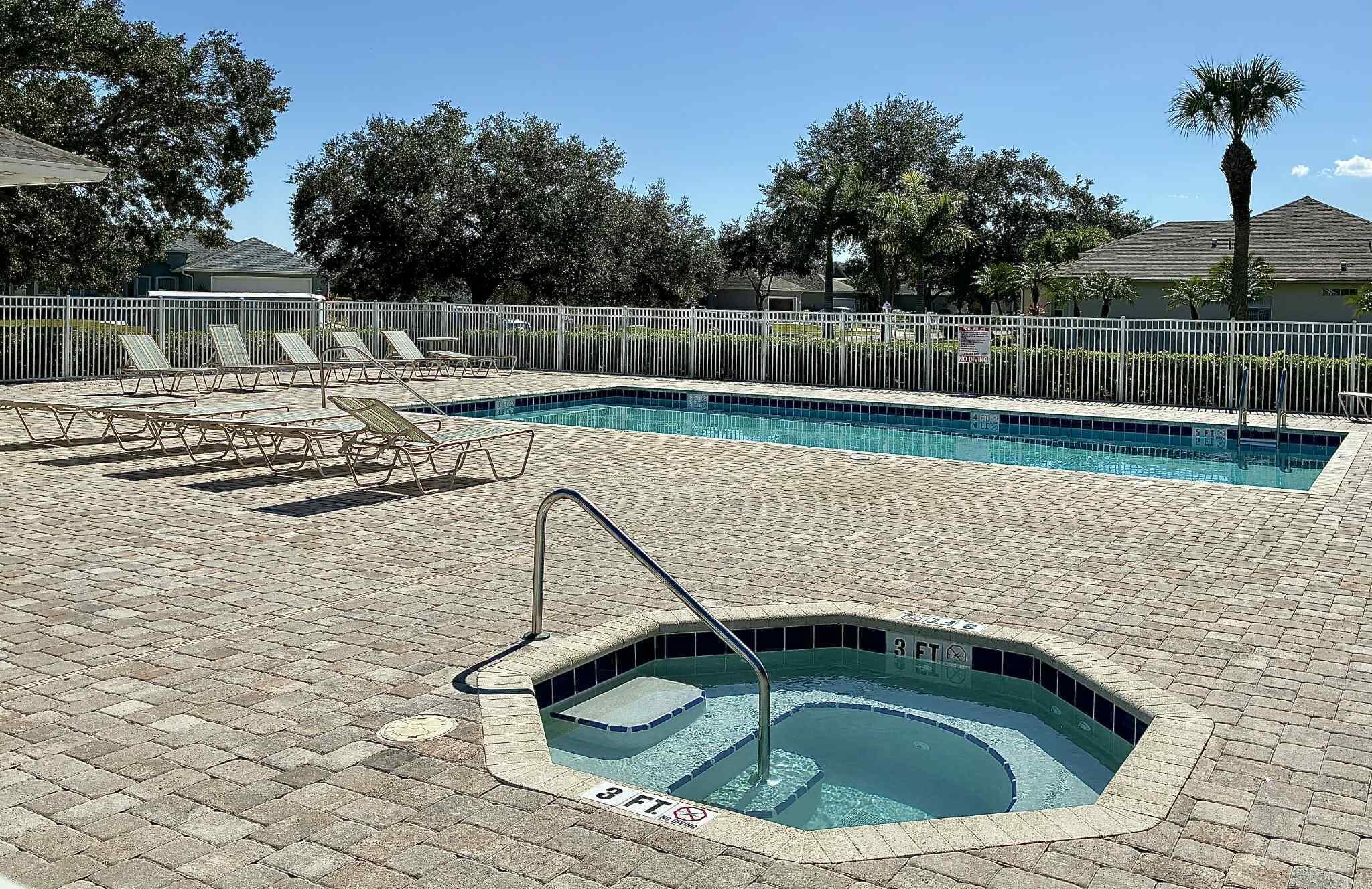 Hammock Lakes - Residential