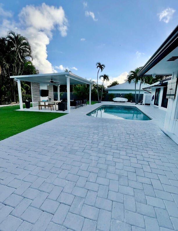 RIVER PINES - Residential