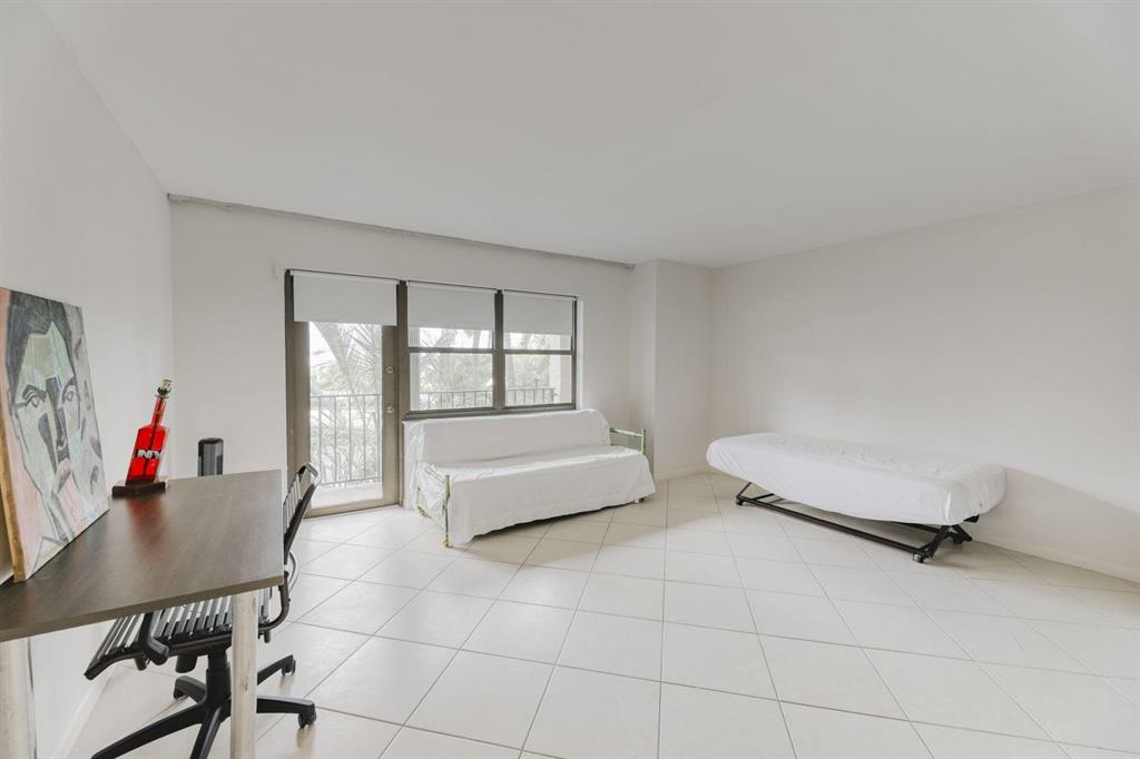 SEA RANCH CLUB A - Residential Lease