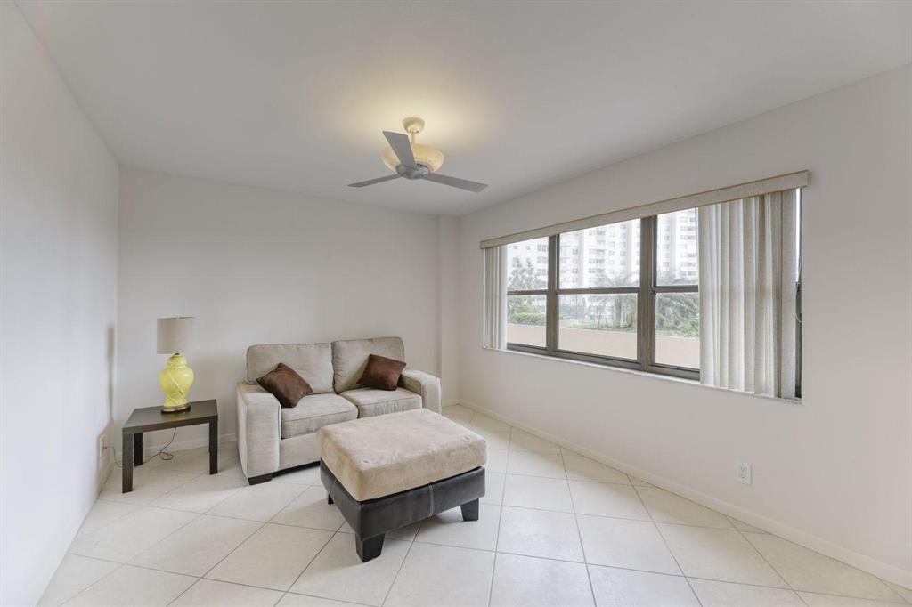 SEA RANCH CLUB A - Residential Lease