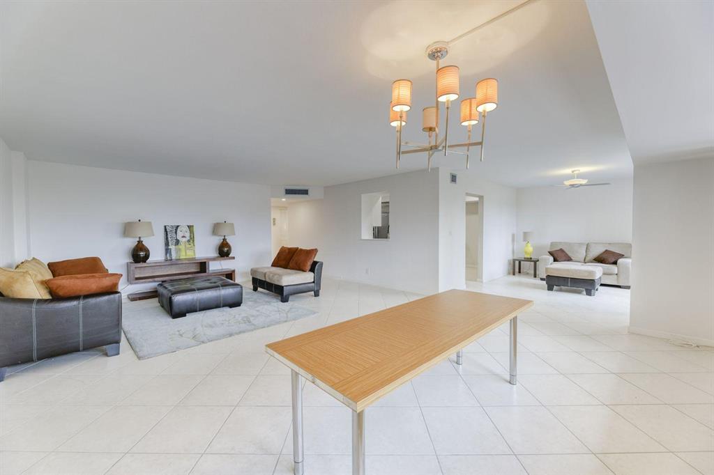 SEA RANCH CLUB A - Residential Lease