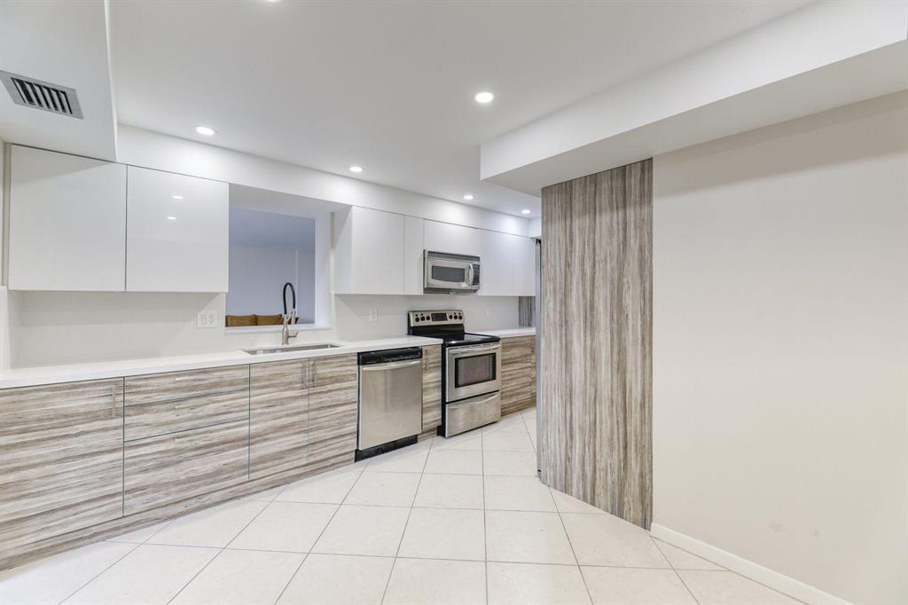 SEA RANCH CLUB A - Residential Lease