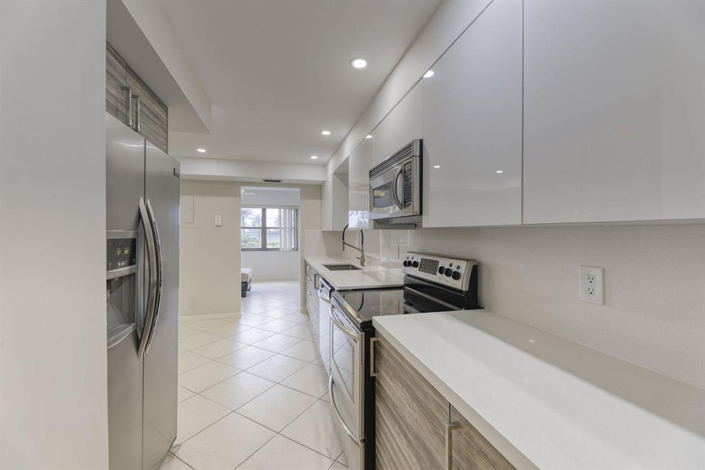 SEA RANCH CLUB A - Residential Lease