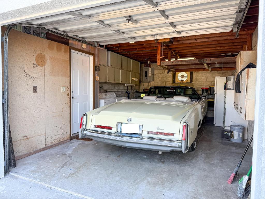 GOLFVIEW HEIGHTS 8 - Residential