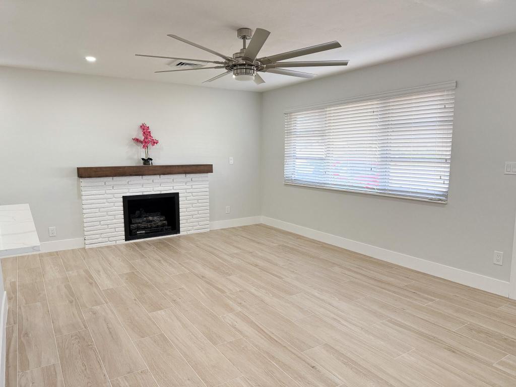 GOLFVIEW HEIGHTS 8 - Residential