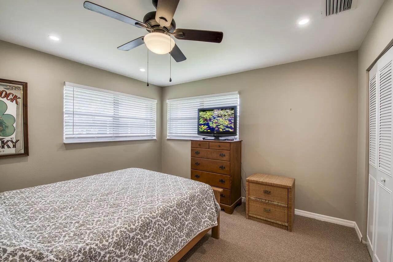 CEDAR POINTE CONDO - Residential Lease