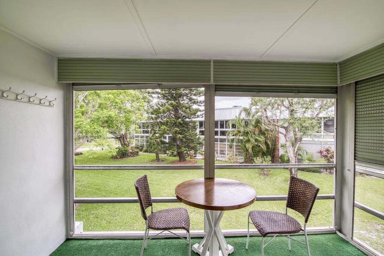 CEDAR POINTE CONDO - Residential Lease