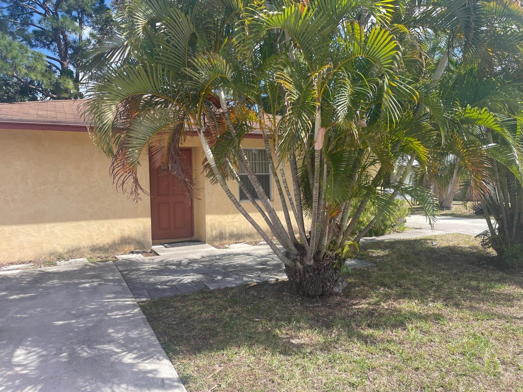 Photo of 9144 W HIGHLAND PINES Boulevard #9144, Palm Beach Gardens, FL 33418 (MLS # B26082054)