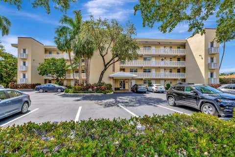 Tiny photo for 1332 Bayview Drive #402, Fort Lauderdale, FL 33304 (MLS # F10556311)