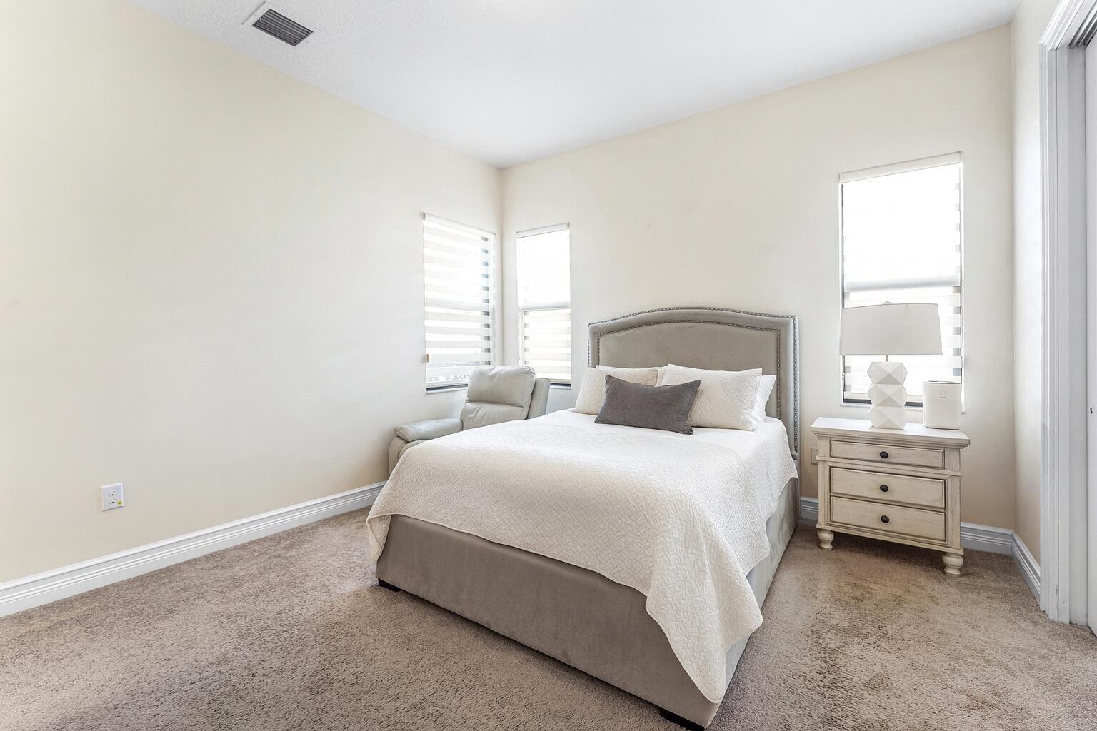 BRIDGES PL 5 - Residential Lease