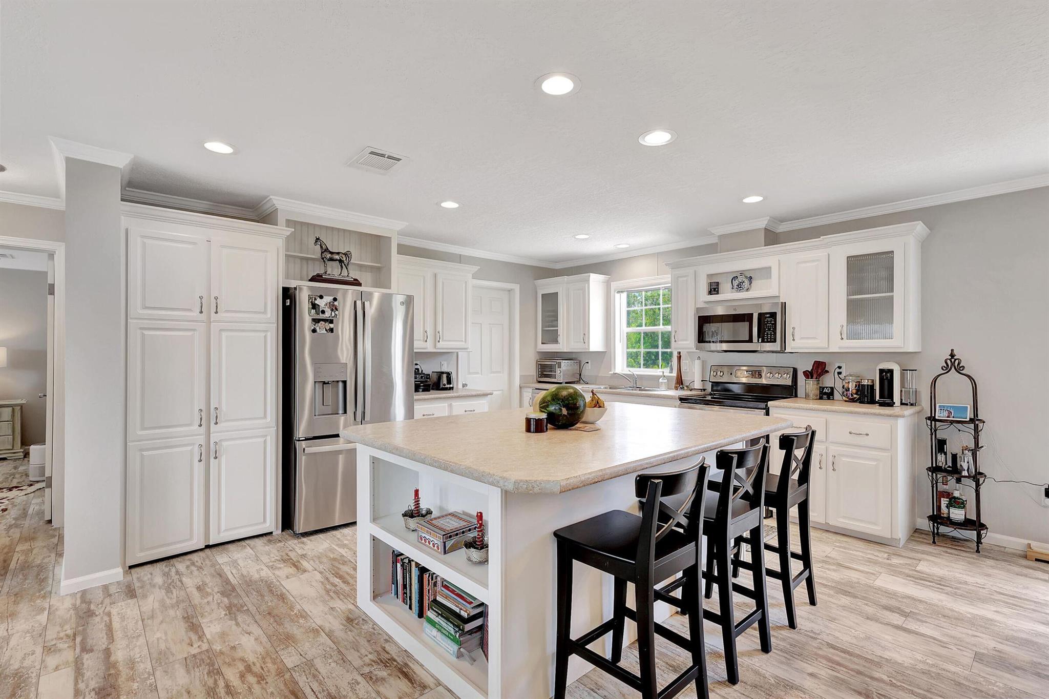 67300 Sunrise/Sunset Grov - Residential