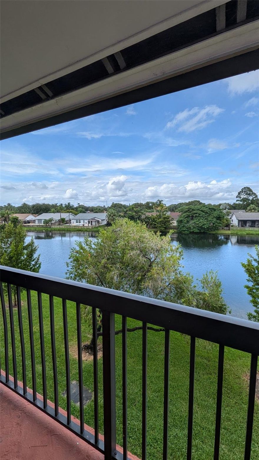 Beautiful 1/1 Condo in the heart of Sunrise. Enchant your lifestyle VILLAS DE VENEZIA and enjoy the beautiful water view right in your Balcony . Currently rented until December 1st. 
Available to show by appointment only until December 1st (Then on Lock box)
The unit has a spacious kitchen, washer and dryer inside the unit, vaulted ceiling, wooden floor and breathtaking views right off your balcony. 
Clubhouse/ Tennis Court and Pool. 
Please submit all offer with Tenant screening (Credit report/ Background/proof of income). A 620 minimum credit required as per association approval.