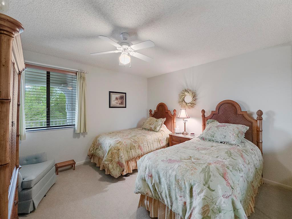 WHITEHALL VILLAGE - Residential