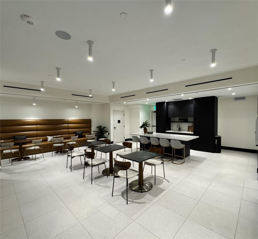 District 225 - Residential