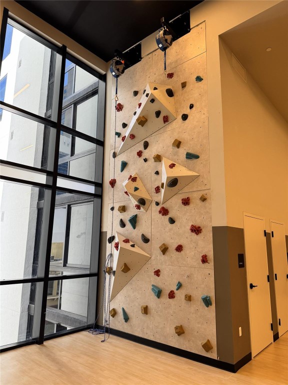 District 225 - Residential