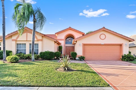 Featured picture for the property R10933031