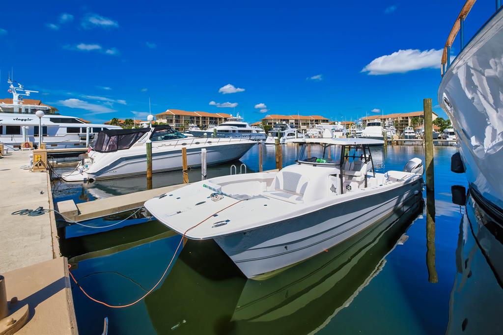 BLUFFS MARINA CONDO - Land