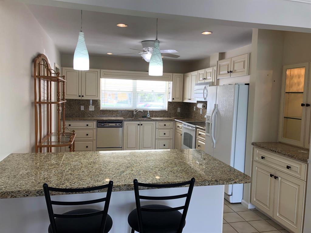 ATLANTIS 3 CITY OF - Residential