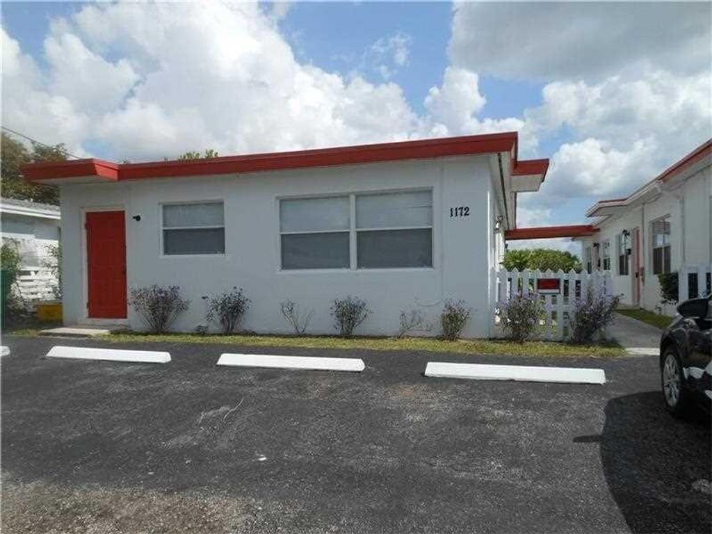 listing image 0