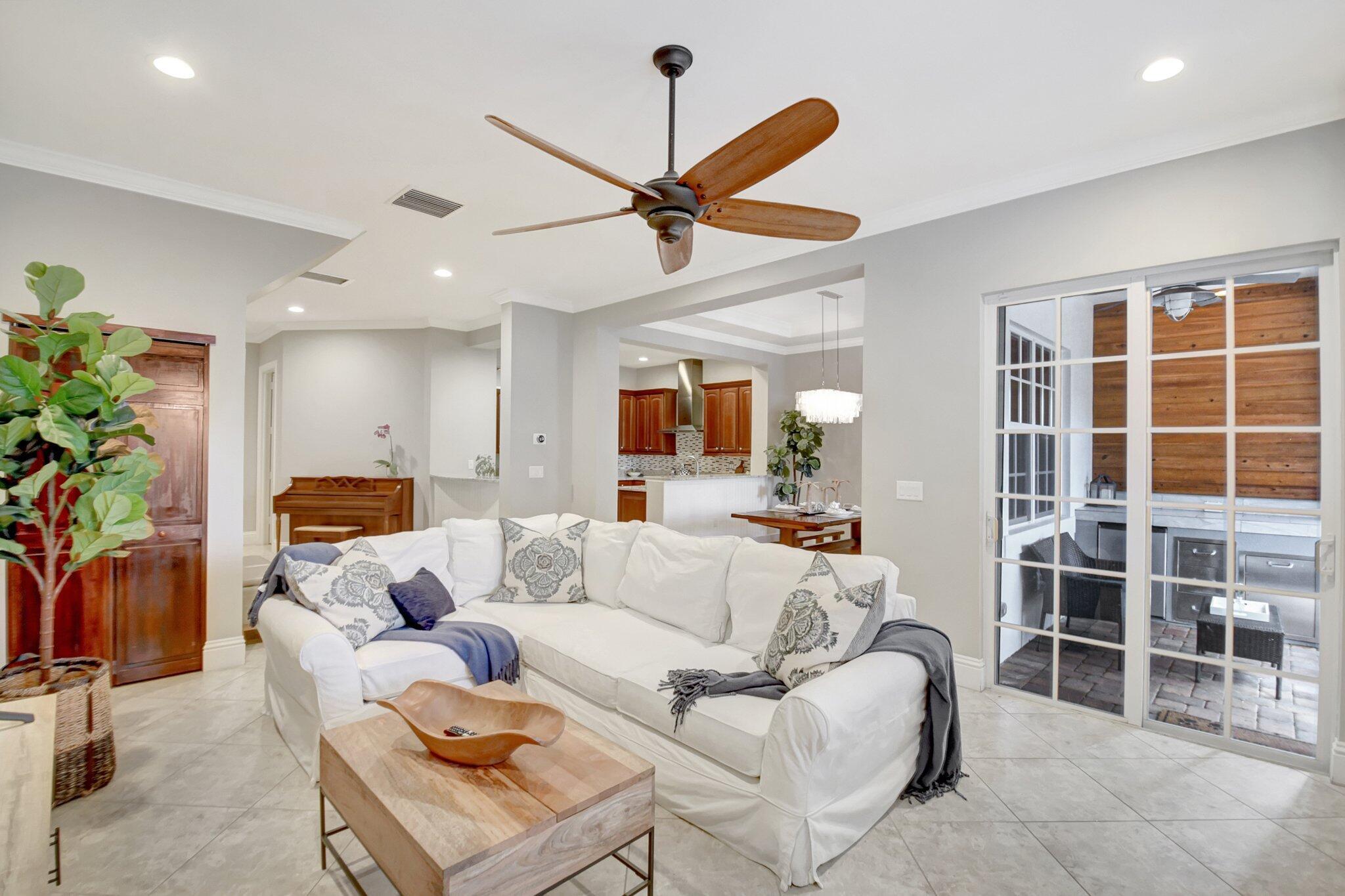 205 Mariner Court