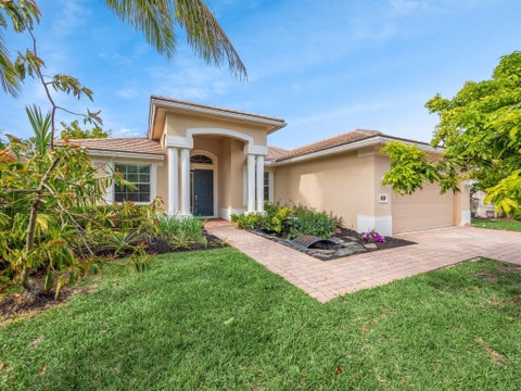 Featured picture for the property R11048002
