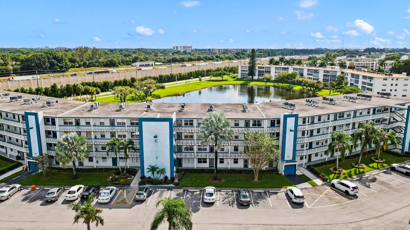 CENTURY VILLAGE - Residential Lease