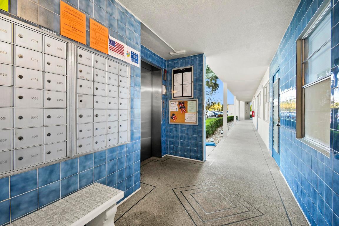 CENTURY VILLAGE - Residential Lease