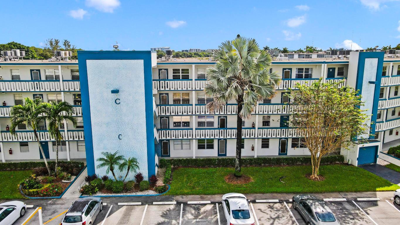 CENTURY VILLAGE - Residential Lease