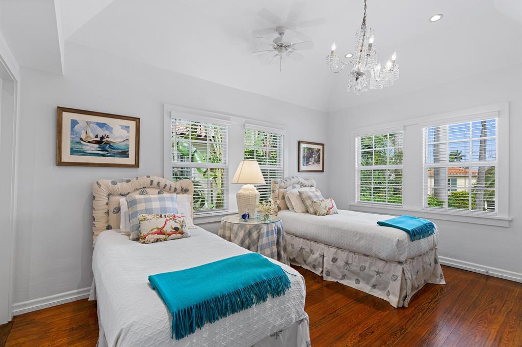 POINCIANA PARK 2ND ADD - Residential