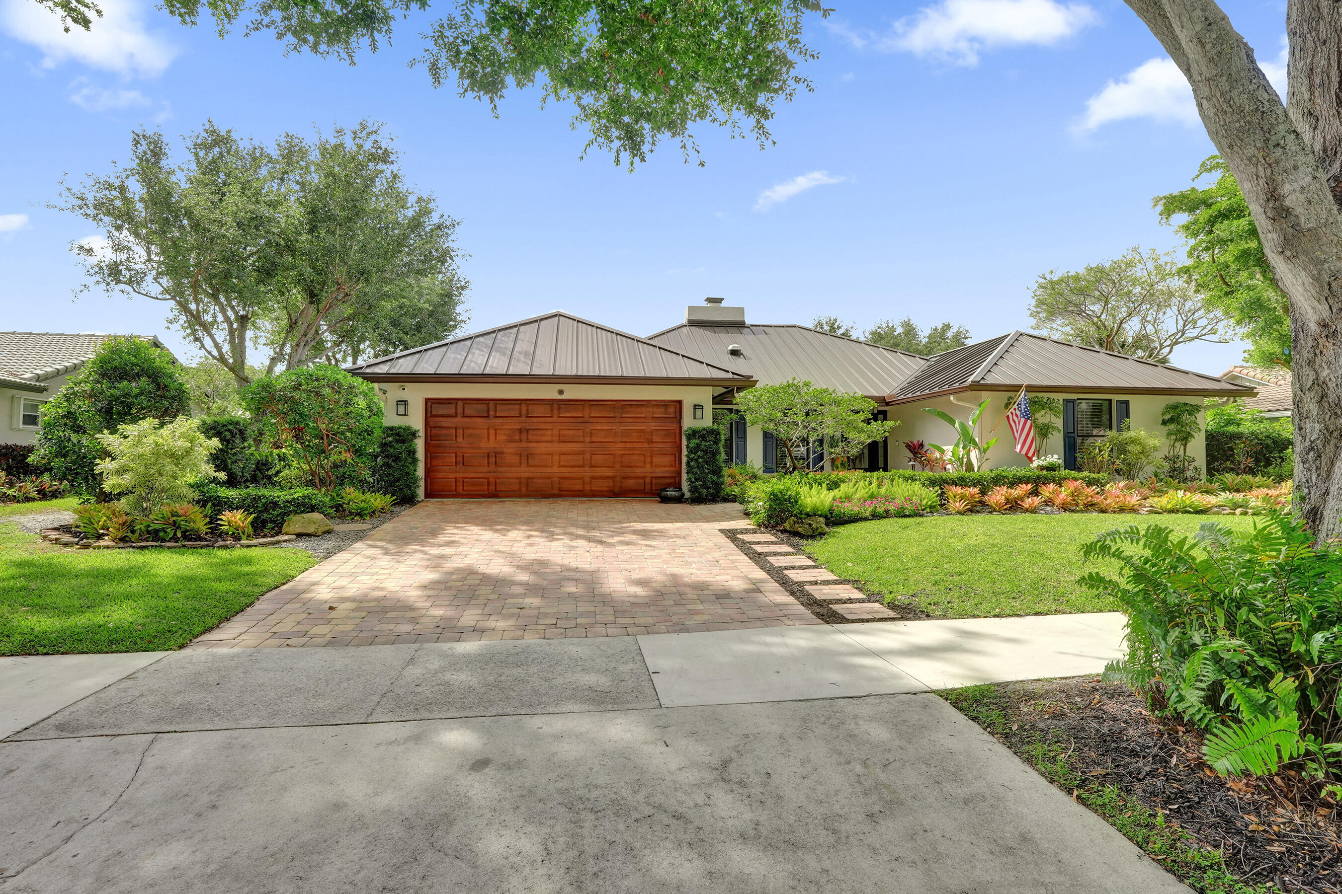 3484 Pine Haven Circle