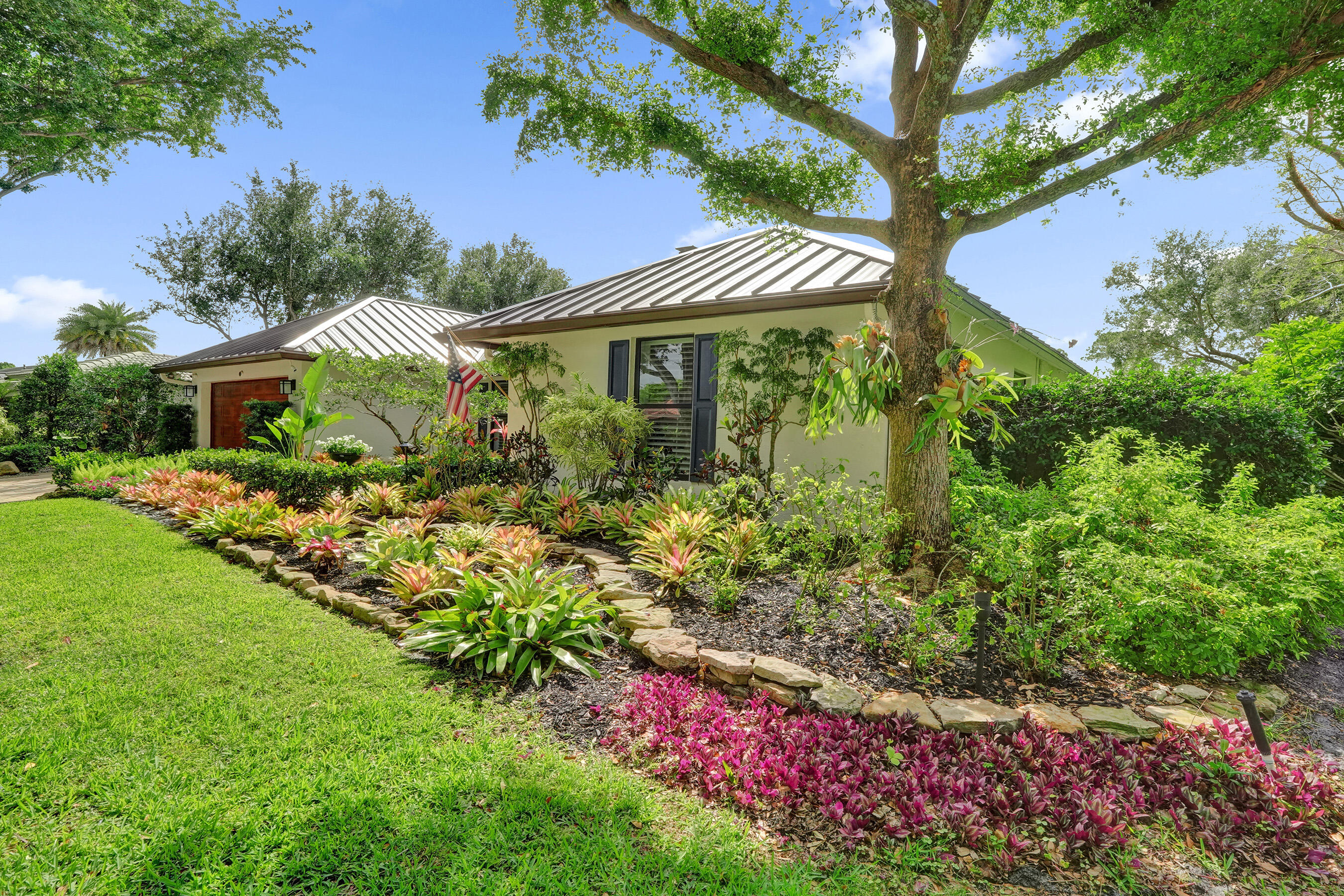 3484 Pine Haven Circle
