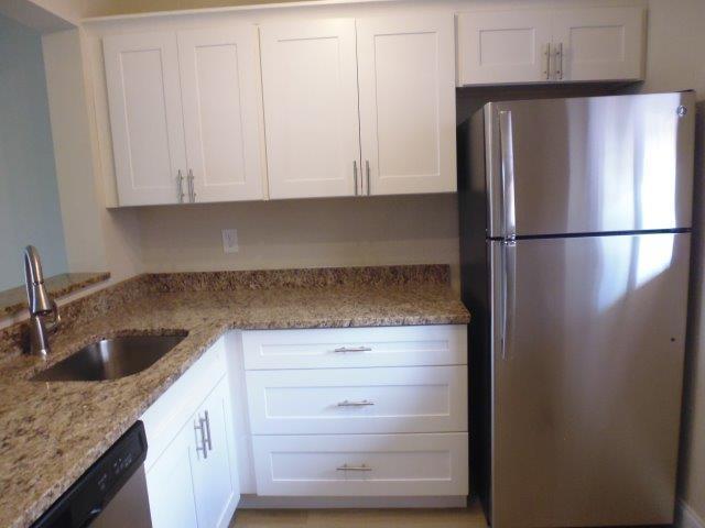 LAS VERDES SEAGRAPE CONDO - Residential