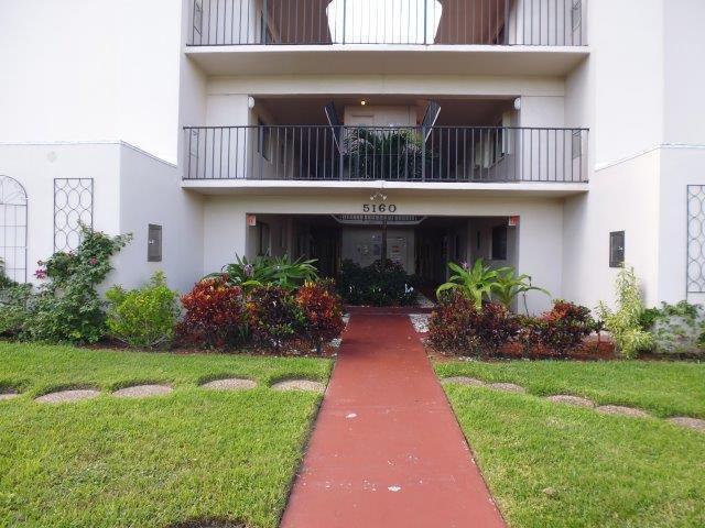 LAS VERDES SEAGRAPE CONDO - Residential