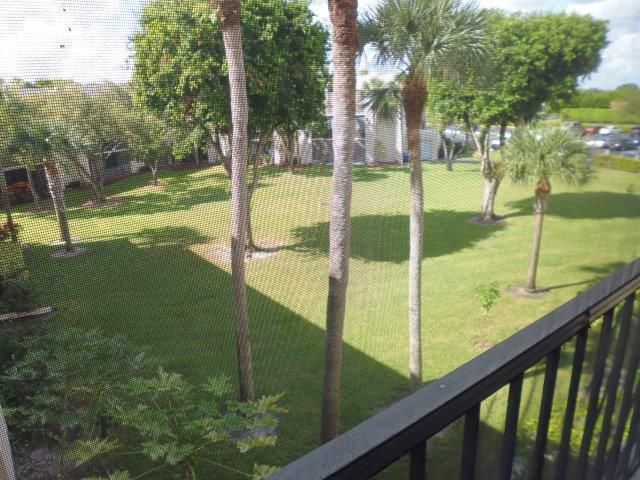 LAS VERDES SEAGRAPE CONDO - Residential