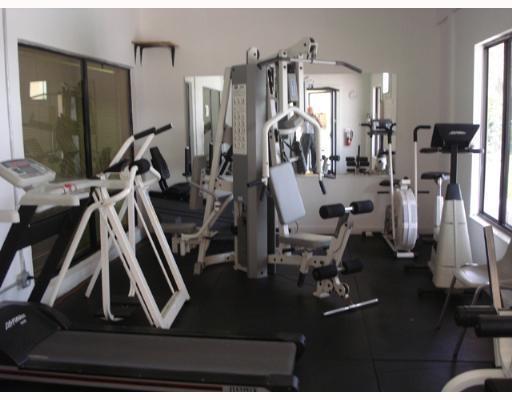 LAS VERDES SEAGRAPE CONDO - Residential