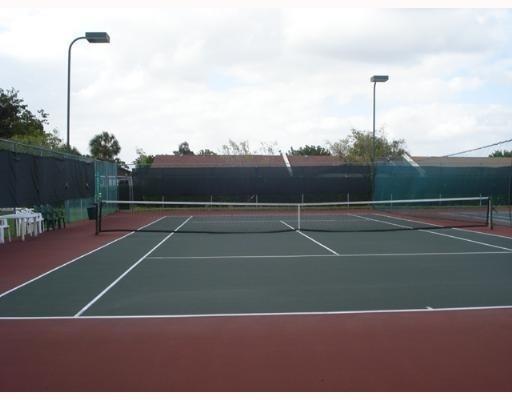 LAS VERDES SEAGRAPE CONDO - Residential