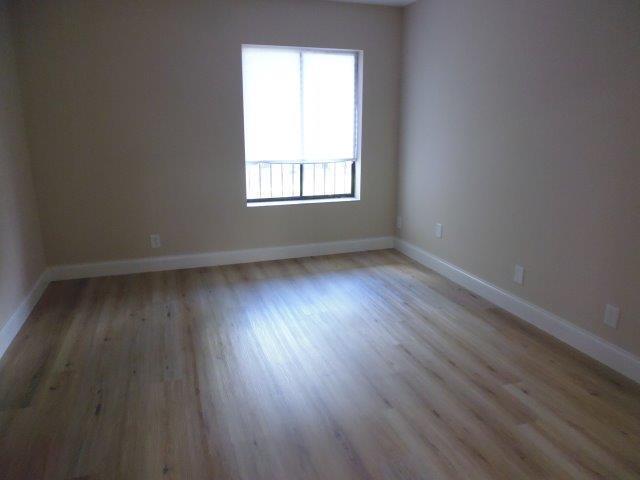 LAS VERDES SEAGRAPE CONDO - Residential