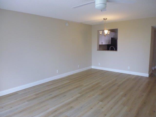 LAS VERDES SEAGRAPE CONDO - Residential