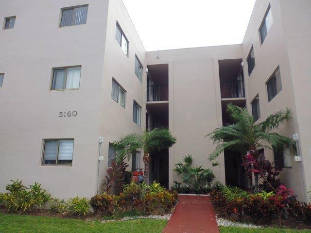 LAS VERDES SEAGRAPE CONDO - Residential