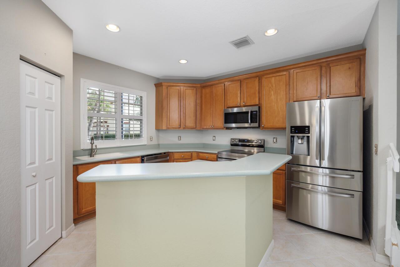 EAST LAKE VILLAGE NO 2 - Residential