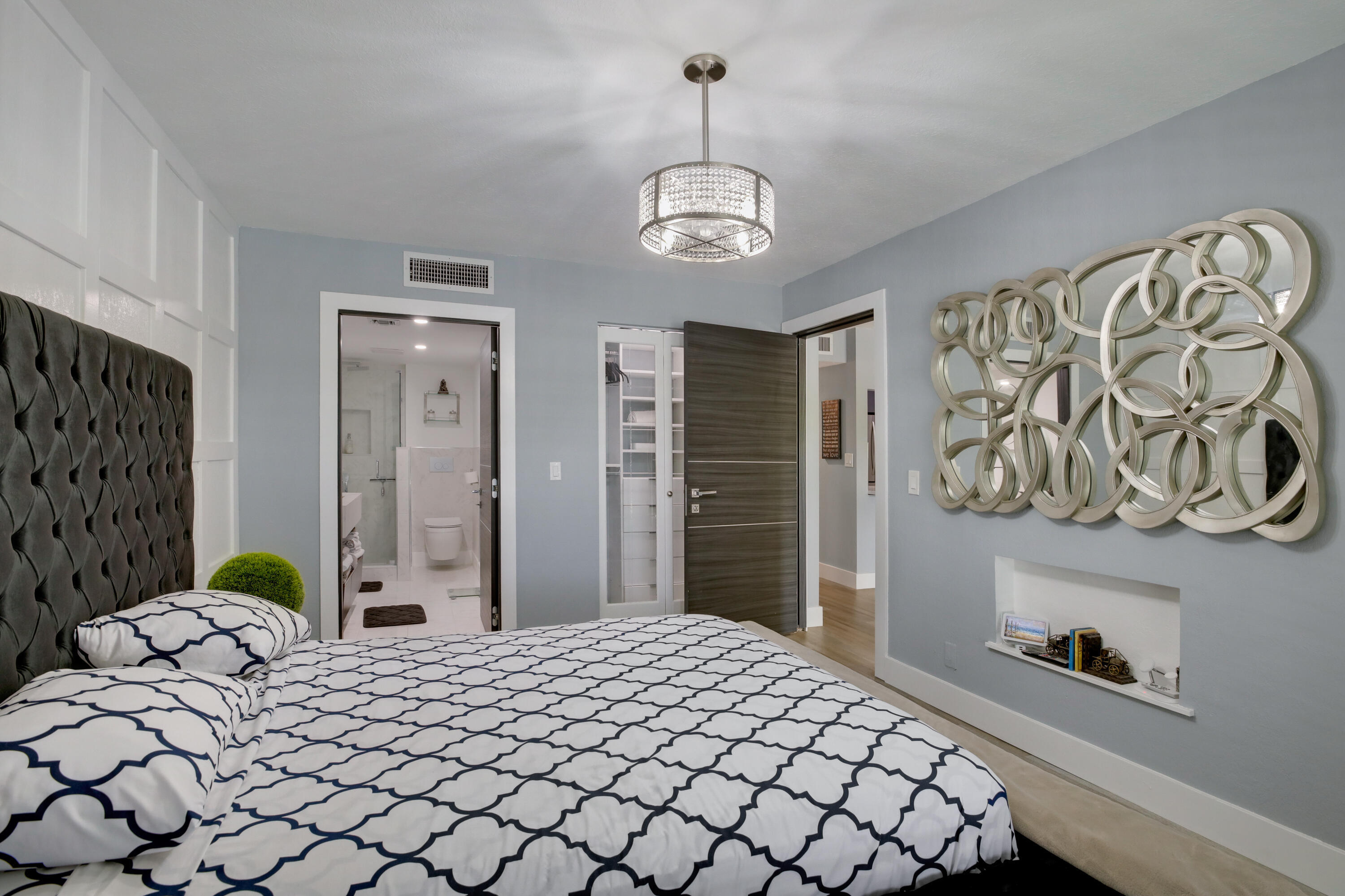 FOUNTAINS OF PALM BEACH CONDO 2 - Residential Lease